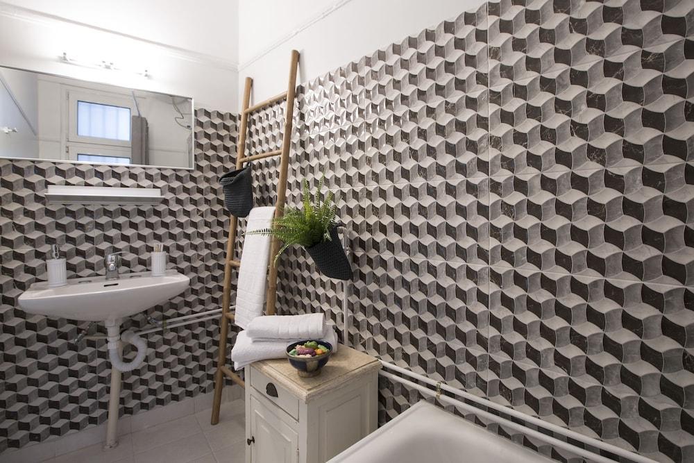 Attractive Flat Near The Acropolis Museum & Metro Station By Athenian Homes Ngoại thất bức ảnh